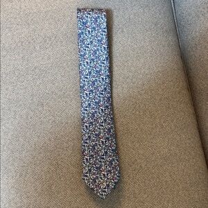 Floral Blue and Red Men's Tie